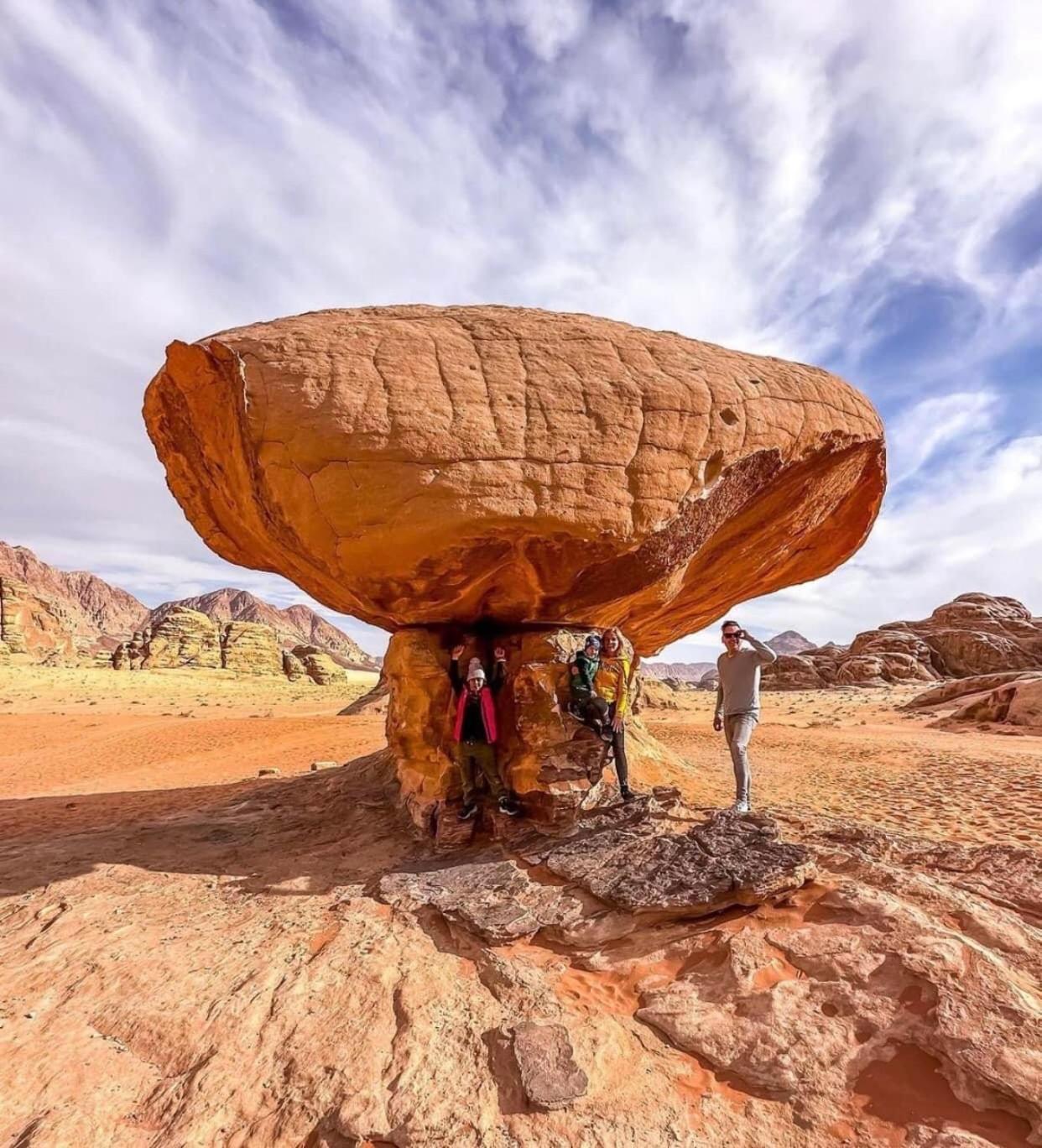 Tamim Luxury Wadi Rum Camp Exterior foto